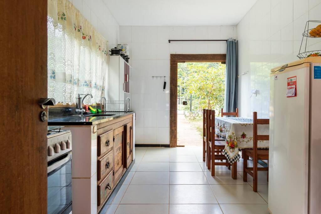 Villa Sitio Da Tia Lucia Perto Da Montanha Brumadinho Exterior foto